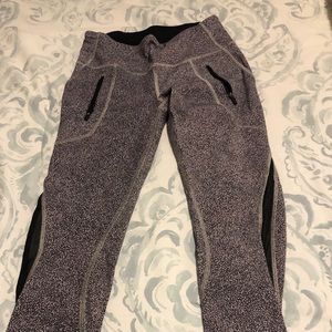 LuluLemon High-Waisted Pants Size 6